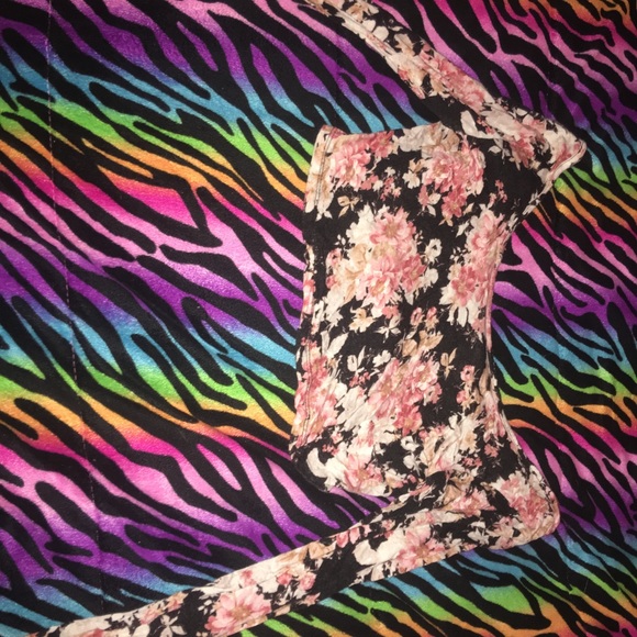 Charlotte Russe crop top - Picture 1 of 3